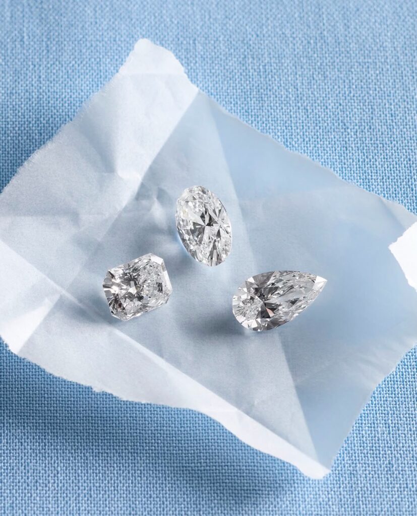 2 Karat Valérie Baget Emerald Cut Pırlanta Yüzük