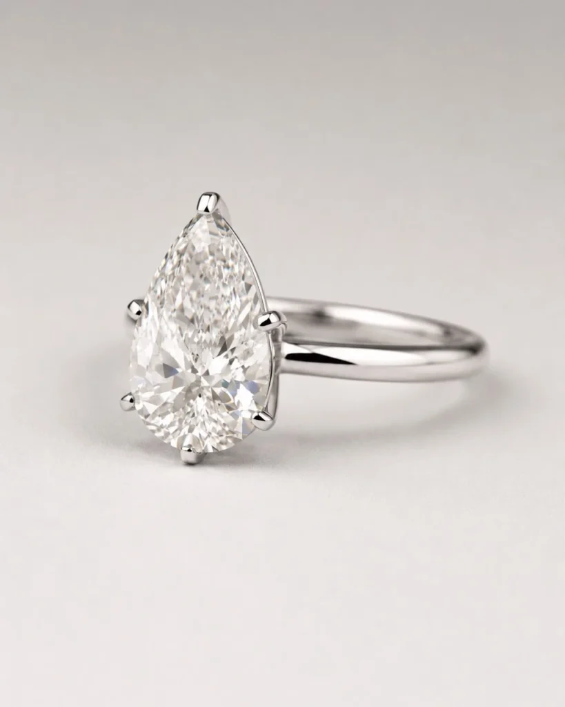 2 Karat Élodie Pear Cut Pırlanta Yüzük