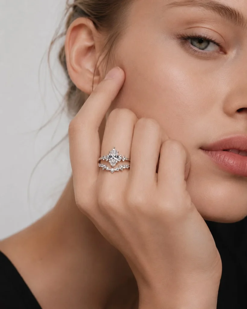 1.10 Karat Fleur Markiz Kesim Pırlanta Yüzük